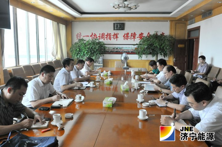 虢洪增一行到運河煤礦檢查指導工作