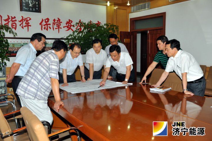 運河煤礦舉行防汛救災及7311工作面透水應急撤人演練
