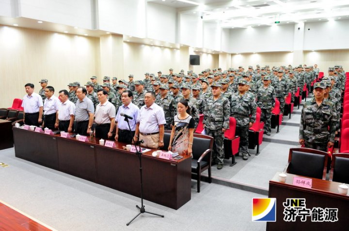 集團公司舉行人民武裝部揭牌暨民兵應急連點驗大會