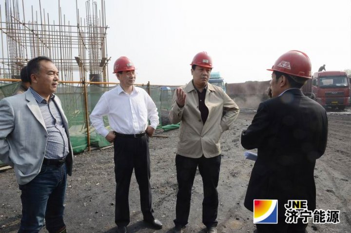 集團領導蒞臨安居煤礦參加一季度經濟活動分析會