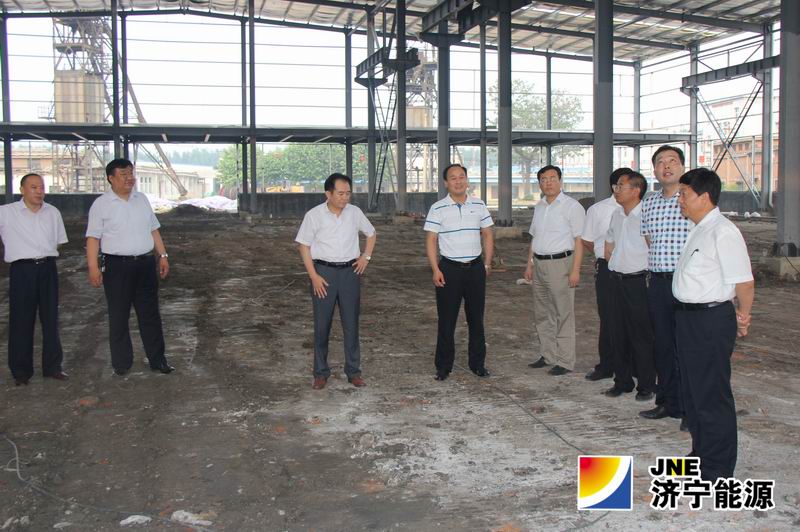 魏忠勛到落陵檢查指導工業園基本建設