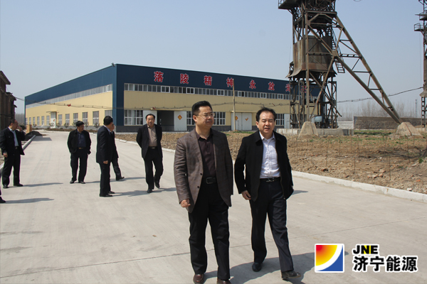 李明富到落陵盛源公司檢查指導工作