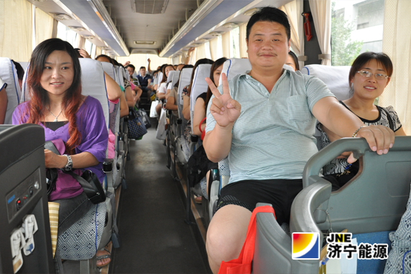 花園煤礦：通勤班車改革利企惠民