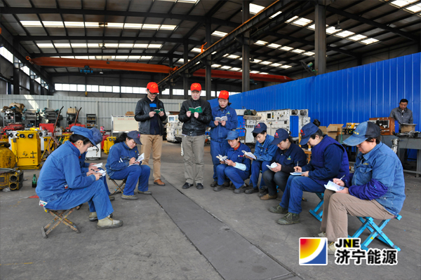 運河煤礦：團委成立“安全宣講團”送安全知識到現場