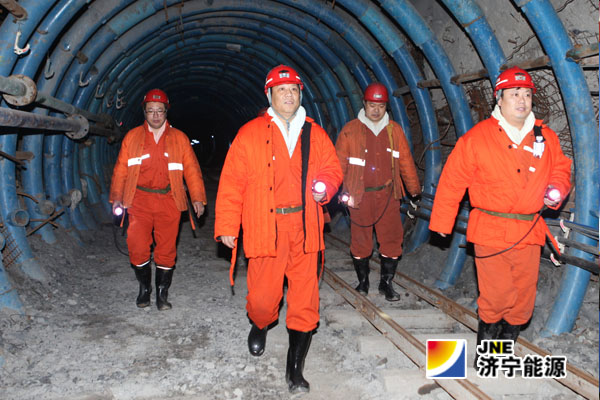 張廣宇要求陽城煤電干部：充滿激情 執行有力 團結協作 敢于擔當