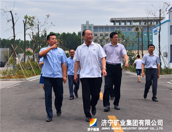 何錫明到金源煤礦視察指導工作