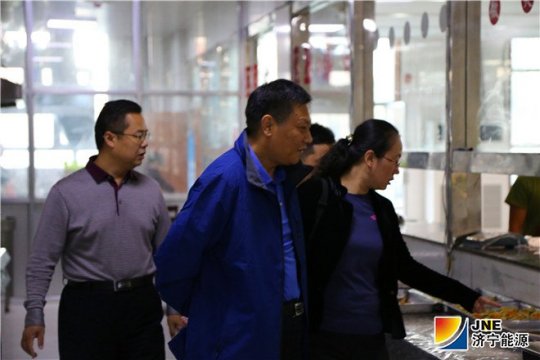 張廣宇一行到朱家峁煤礦檢查指導工作