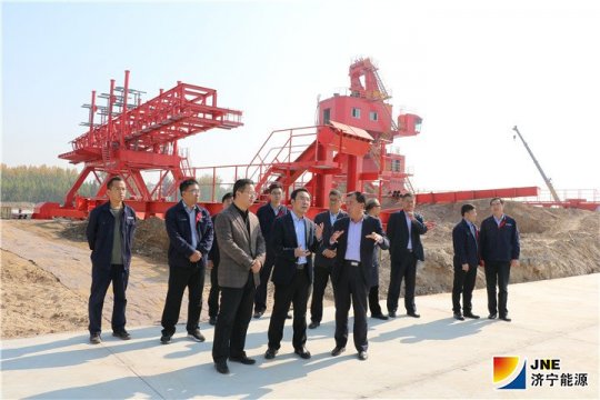 市國資委副主任張猛一行到濟礦物流公司調研指導工作