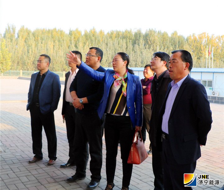 濟礦物流：10月31日，全國工業和信息化科技成果轉化聯盟副理事長馬小綱一行到濟礦物流公司進行調研（孫繼業  攝） (2).jpg