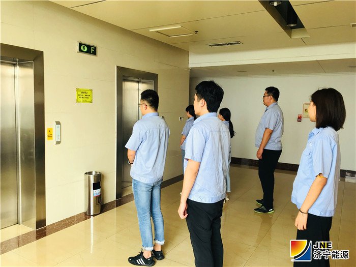 安居煤礦用四招讓“無形的文明”有形化2_副本.jpg