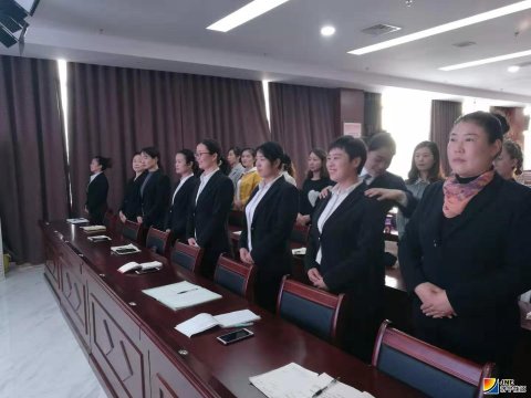 運河煤礦加強禮儀培訓提升服務能力