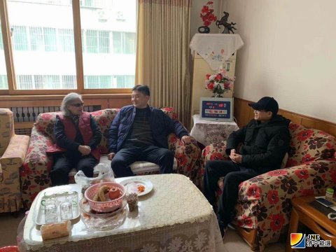 物資公司慰問困難員工、退休老干部