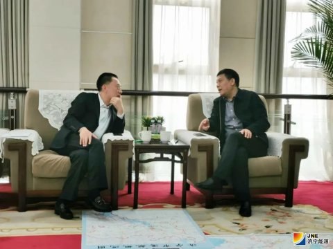 張廣宇帶隊到榮信集團洽談合作
