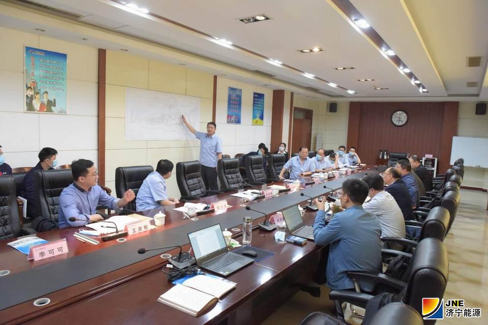 霄云煤礦.jpg