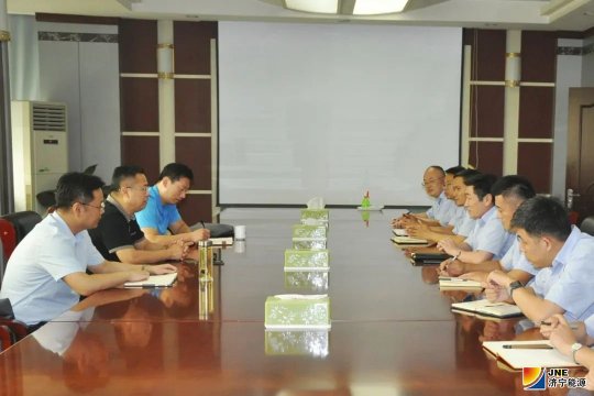 李明富帶隊到花園煤礦檢查汛期安全生產工作