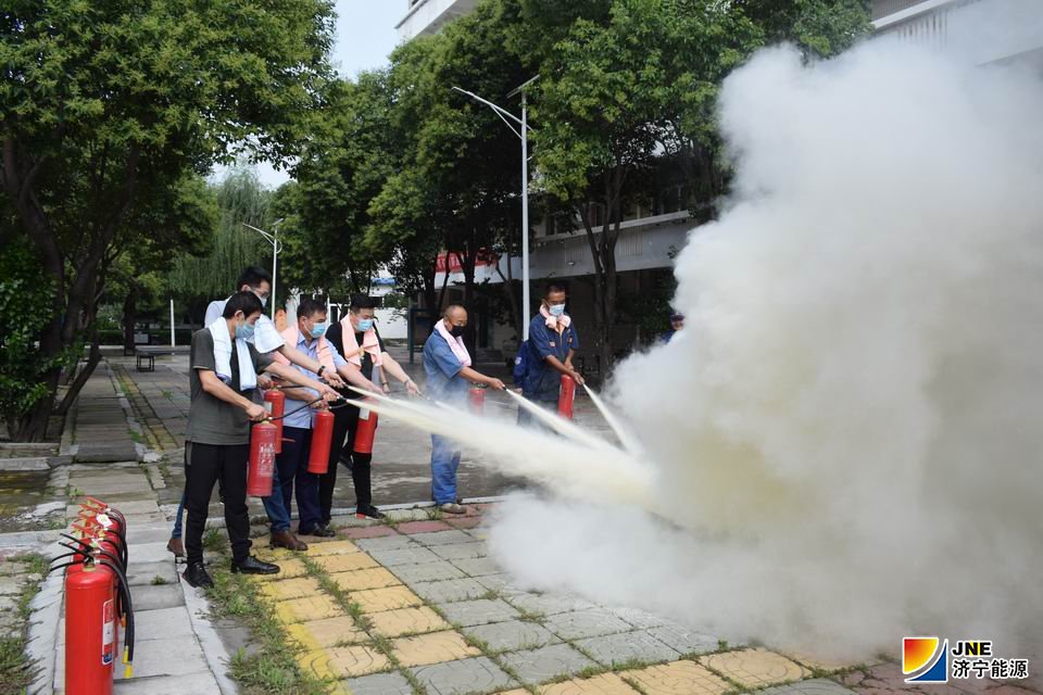 2020年7月23日，運河煤礦開展消防應急疏散演練(李健 孫廣魯 王靜靜）.jpg