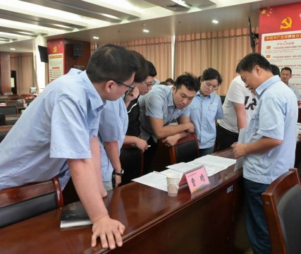 交流實訓環環相扣  集團公司宣傳報道員培訓班重實效
