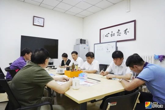 張廣宇陪同豐家雷到清華大學拜訪交流
