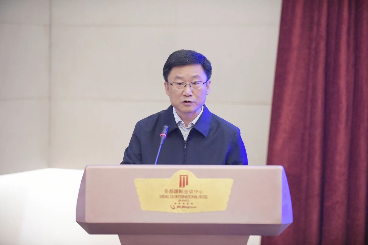 山東大學——濟寧能源合作共建高端裝備制造研究中心簽約成立暨揭牌儀式隆重舉行2.jpg