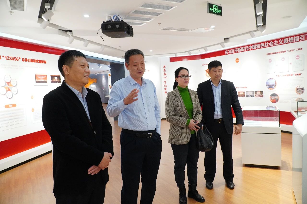 張廣宇到日照銀行走訪洽談2.jpg