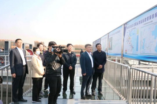 全市國資系統觀摩團到濟礦物流觀摩指導