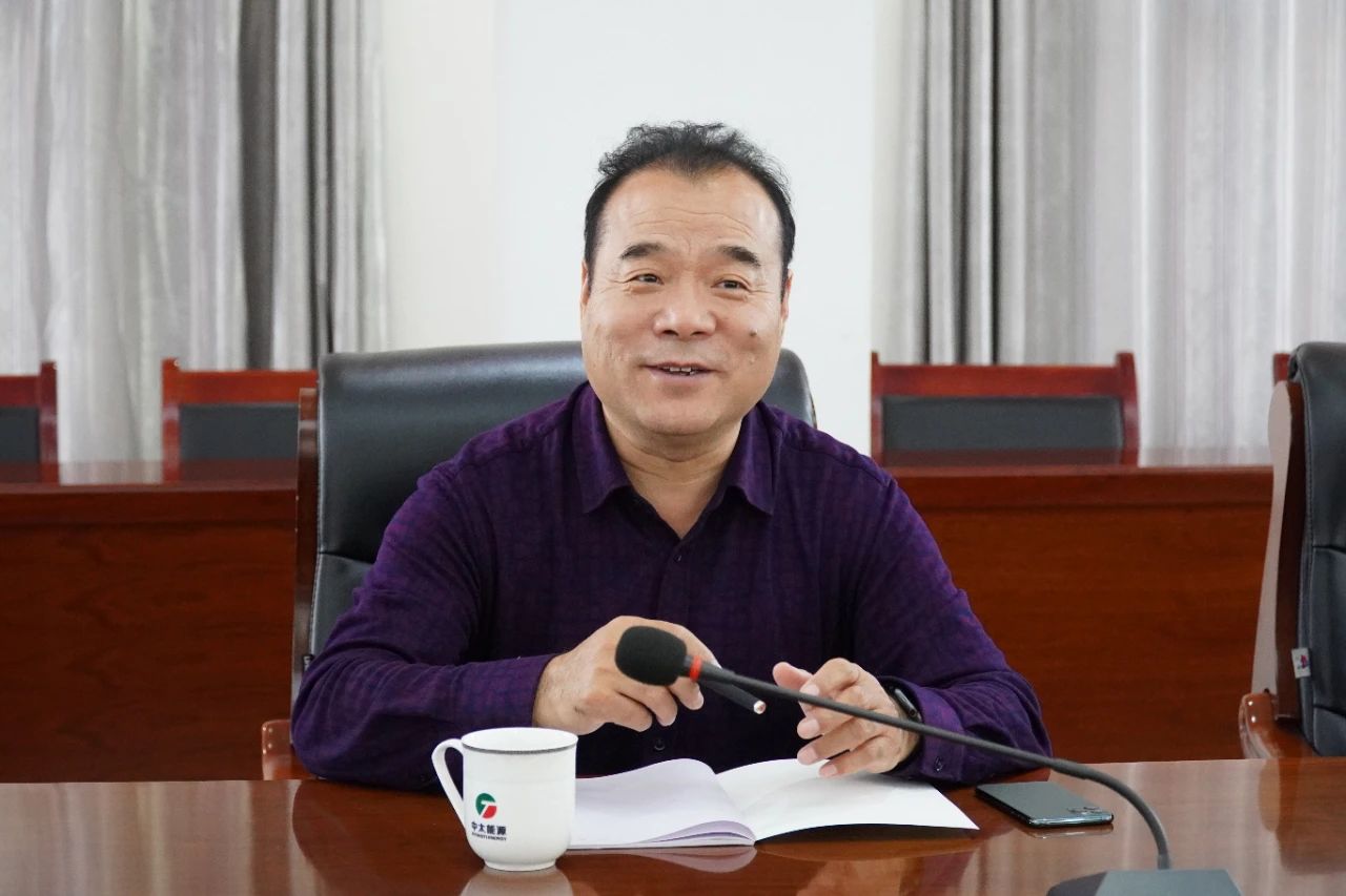 張廣宇在朱家峁煤礦會見西勘院客人3.jpg