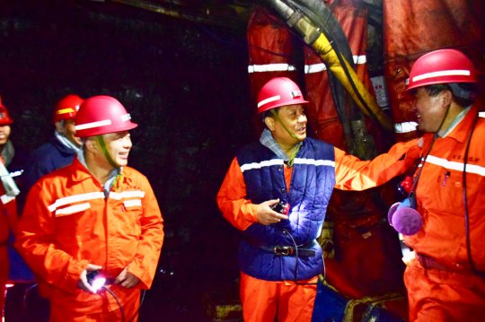 張廣宇到朱家峁煤礦檢查指導工作