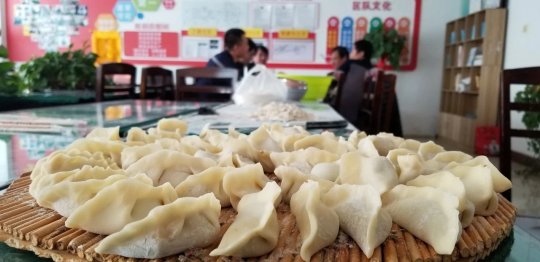 今天的餃子真香！此時的慰問最暖！