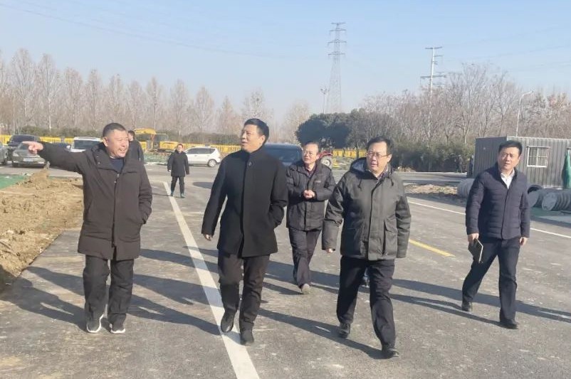張廣宇到信發液壓項目建設現場檢查指導工作1.jpg