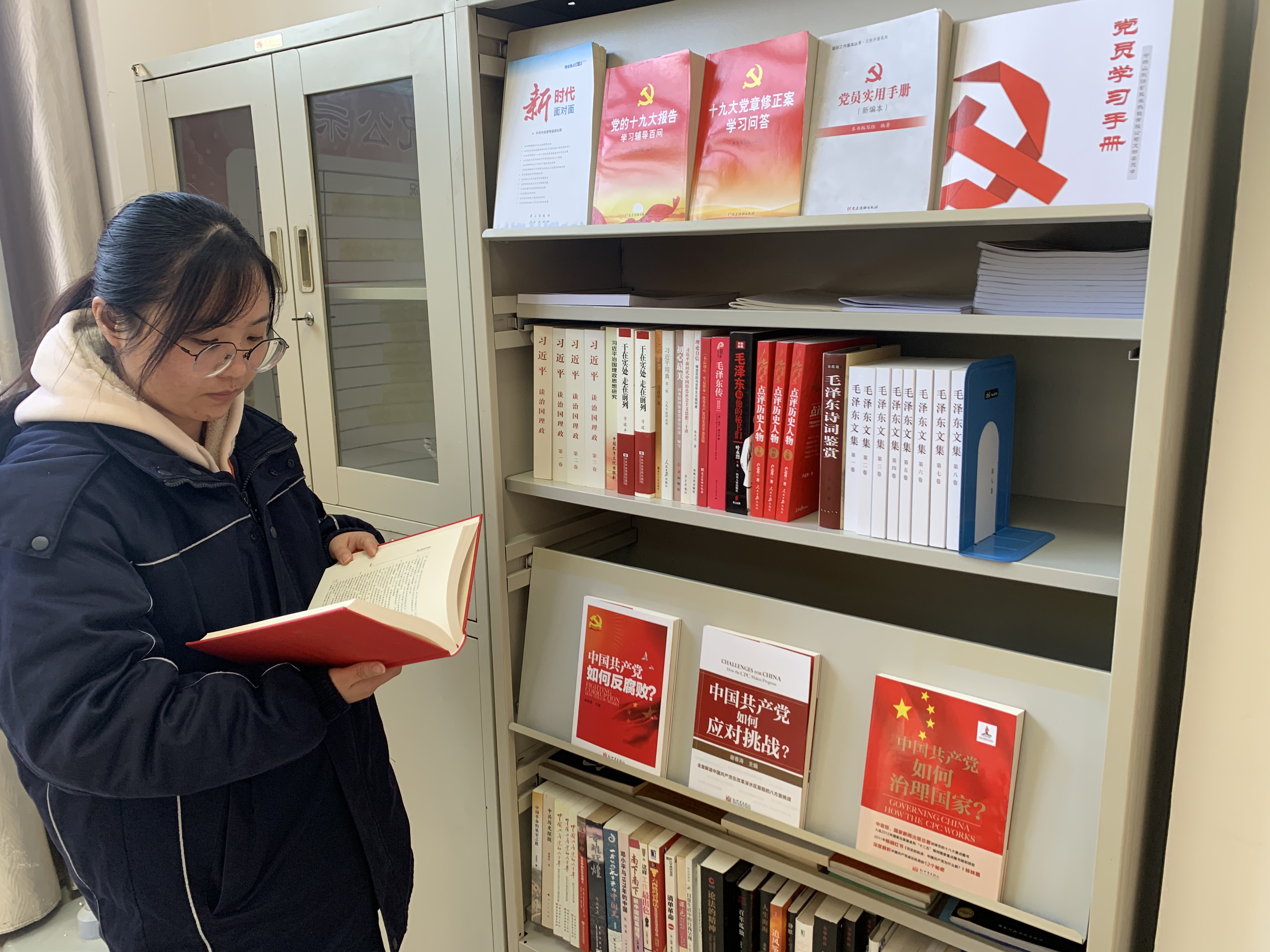 民生熱能：“黨建圖書角”建到一線，學習“新驛站”受歡迎.png