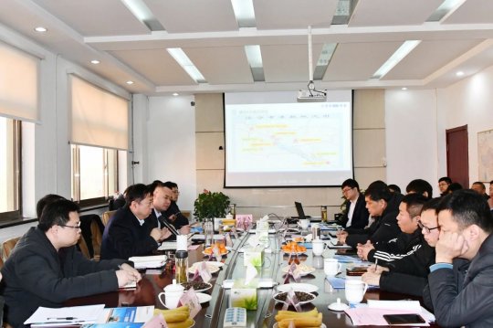 集團公司召開港航龍拱港2021年戰略客戶懇談會