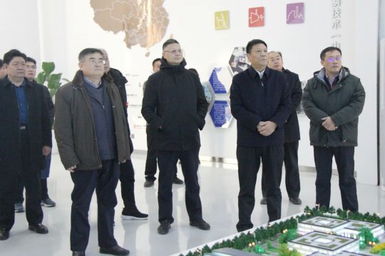 國資委市管企業科技創新觀摩團走進濟寧能源精密制造產業園
