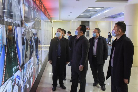 鄭士民到霄云煤礦督導檢查安全生產和疫情防控工作