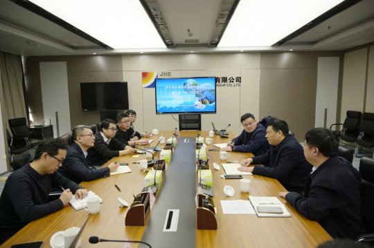 張廣宇聽取濟寧港航龍拱港二期工程可行性研究方案匯報