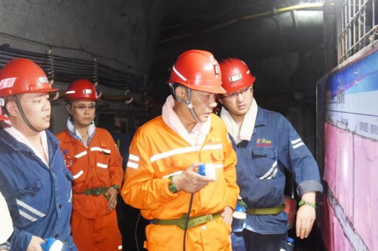 張廣宇到霄云煤礦調研指導工作