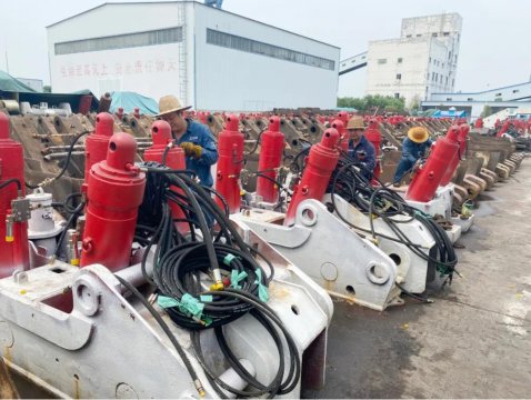 霄云煤礦自主維修液壓支架節約費用30萬元