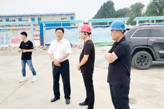 梁山縣壽張集鎮負責人到金屬材料公司項目現場調研指導
