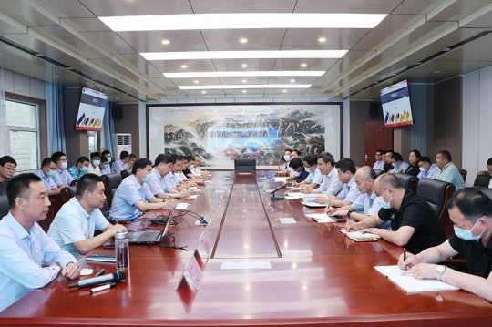 義橋煤礦開展禮儀培訓“迎戰”安全生產標準化一級礦井達標驗收
