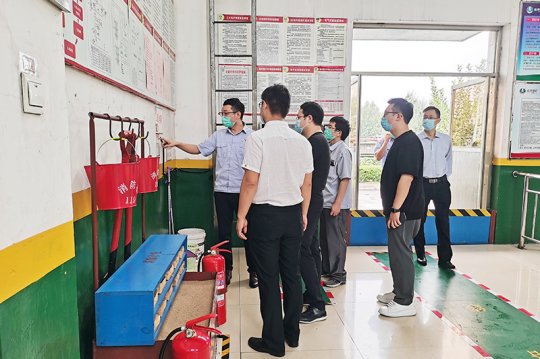 集團公司檢查組到運河煤礦檢查指導標準化提升工作
