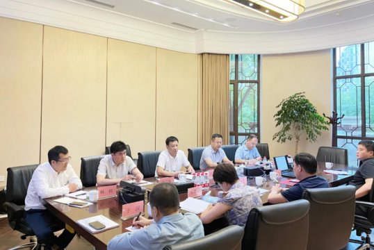 張廣宇帶隊到北京開展商務活動