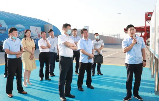 趙昌軍到梁山港調研指導工作