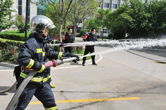花園煤礦緊繃秋季安全“防火弦”