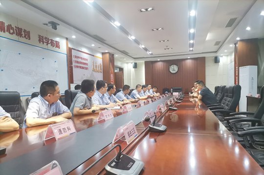 集團公司檢查組突擊檢查霄云煤礦雙節期間值班情況