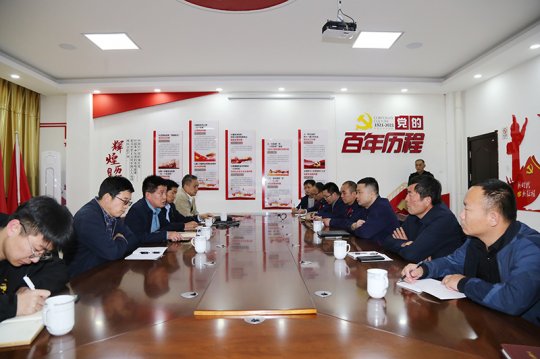 李玉清到朱家峁煤礦檢查指導工作