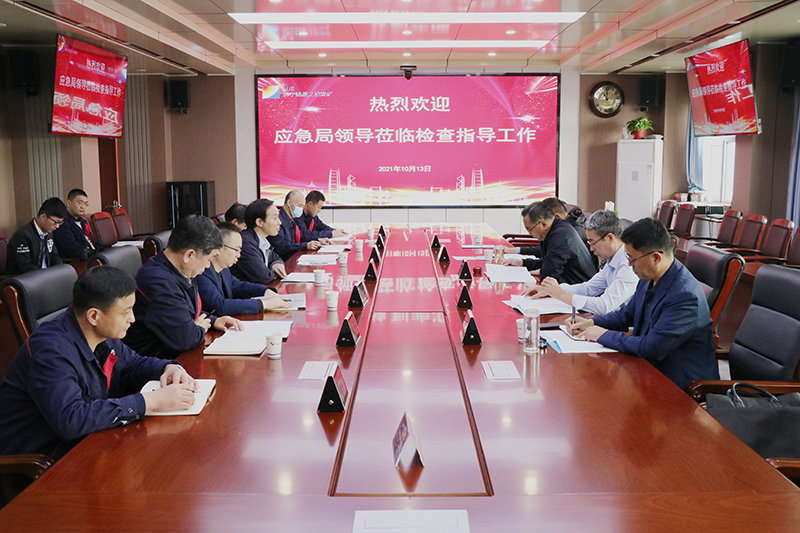 2021年10月13日，市應急管理局副局長常衍雷一行3人到義橋煤礦開展安全生產專項督導檢查。（李平 攝） (1).jpg
