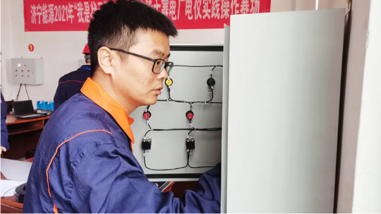 狀元榜丨王祥東：彰顯青年風采 唱響青春之歌
