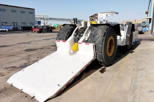 朱家峁煤礦：鏟板式搬運車助推企業機械化水平再提升