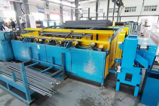 盛源礦用產品公司自動斜頭機使車間無人化進程再提升