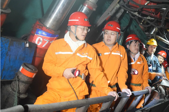 王崇景到運河煤礦調研指導工作