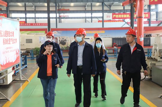 集團公司標準化專班到海納科技檢查指導工作